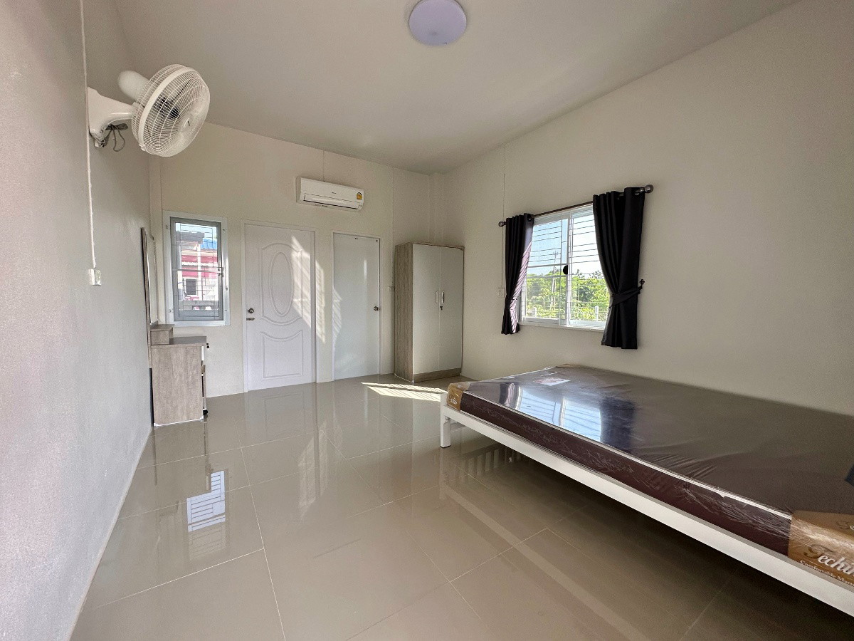 Condo — photo 2