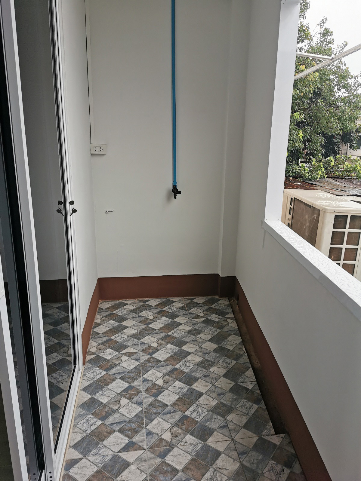 Condo — photo 3