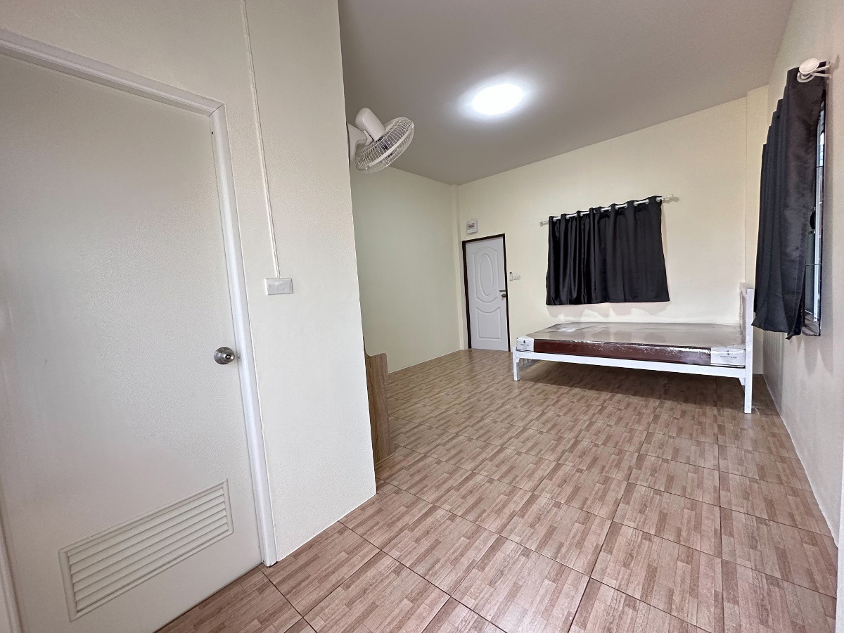 Condo — photo 2