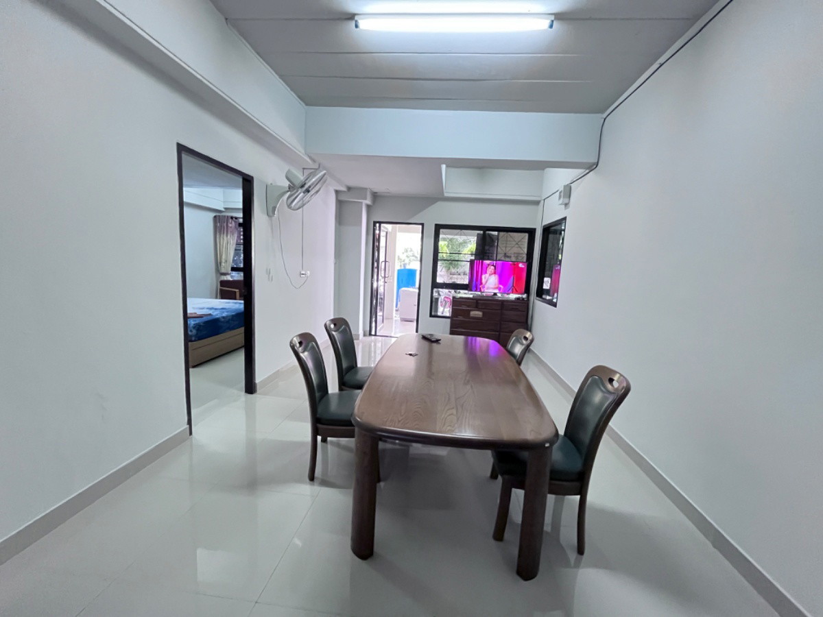 Condo — photo 4