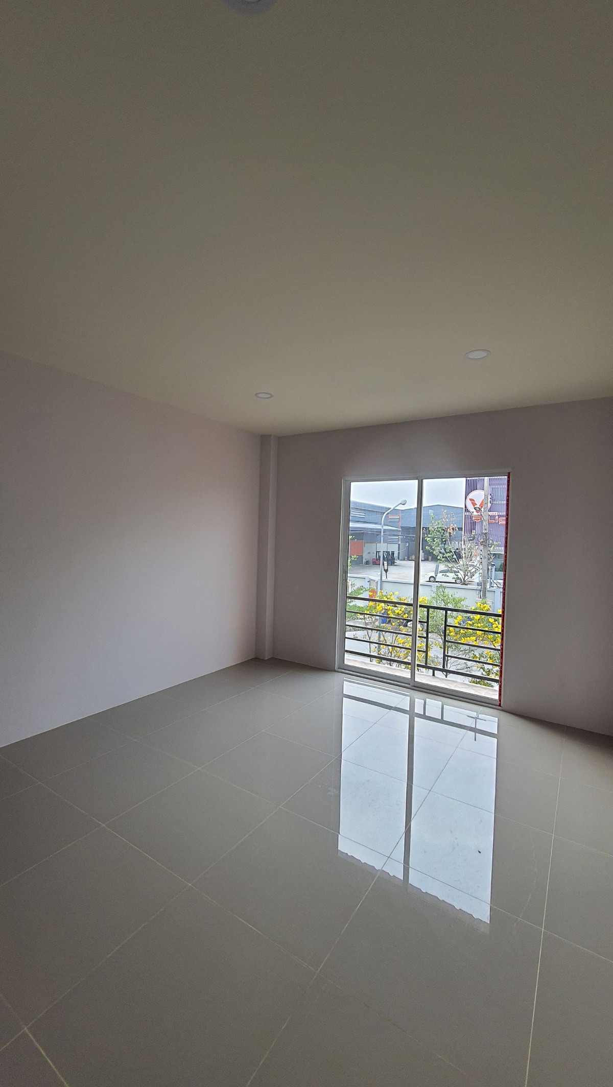 Condo — photo 5