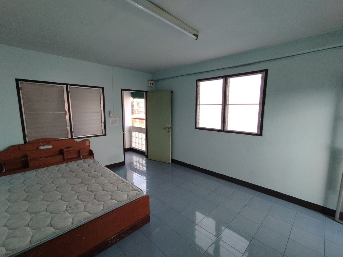 Condo · Khlong San, bangkok — photo 3