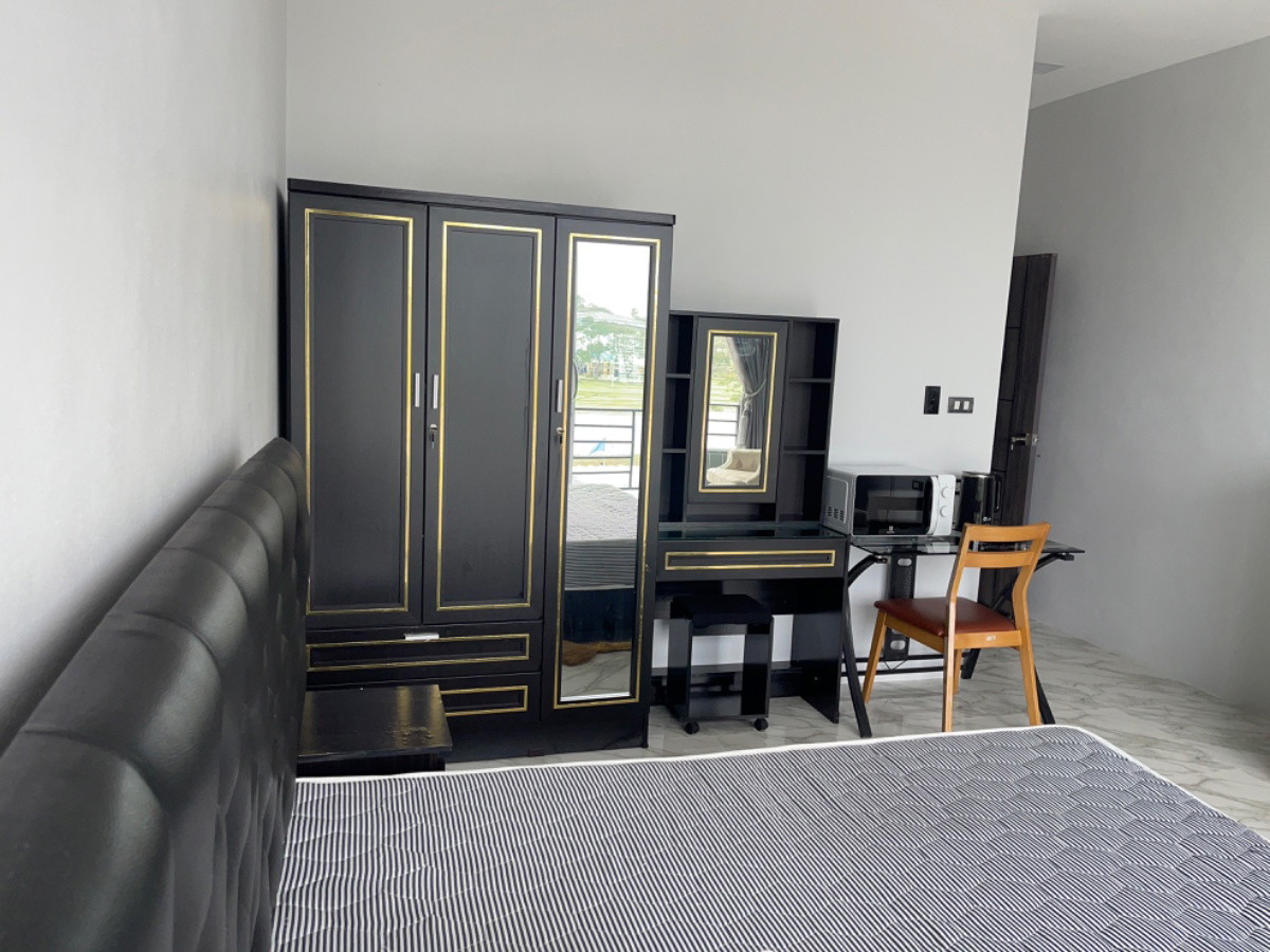 Condo — photo 4