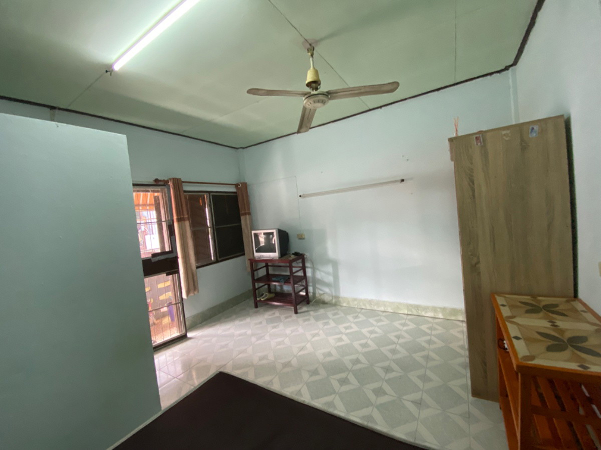 Condo — photo 4