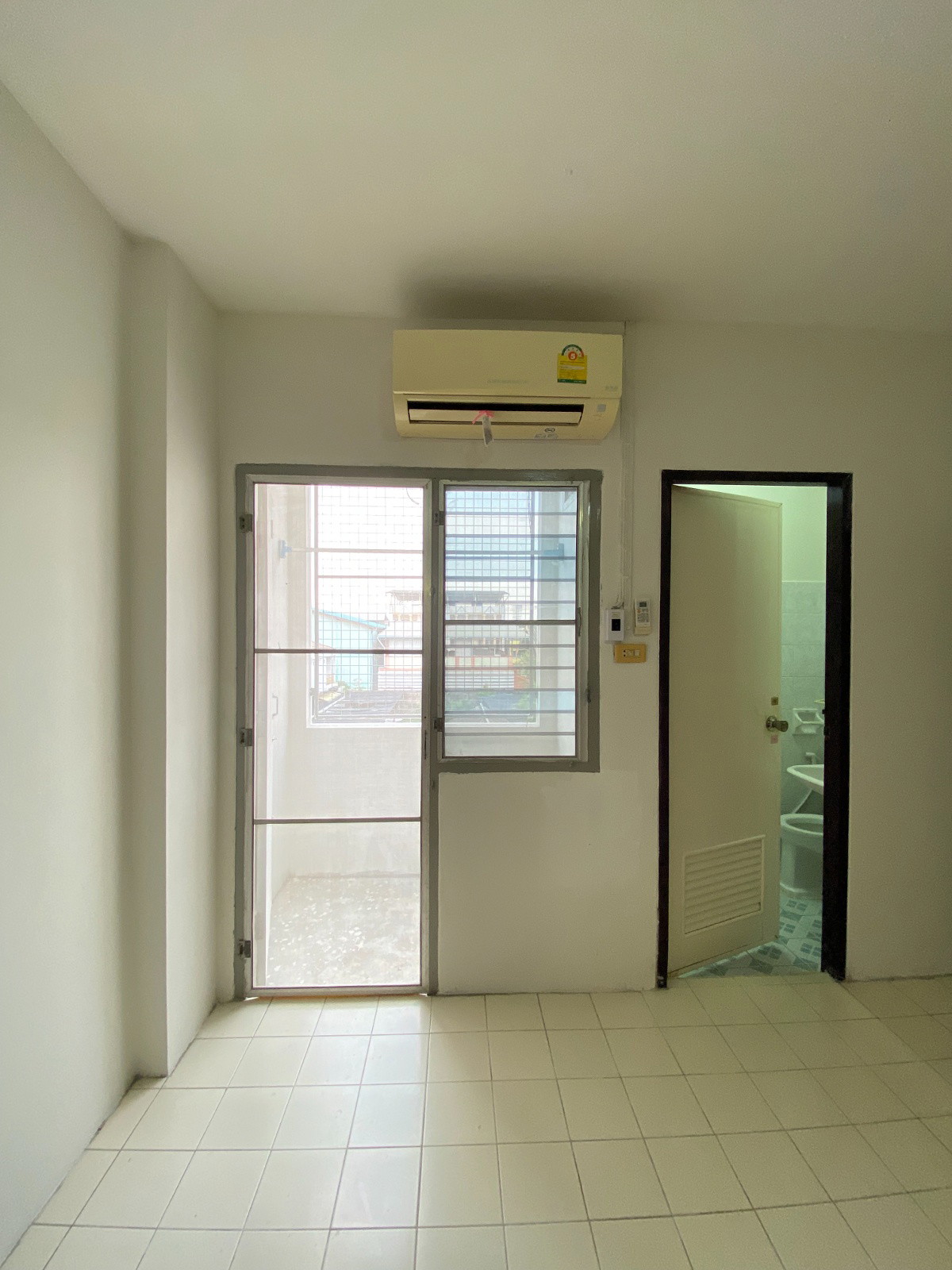 Condo — photo 5