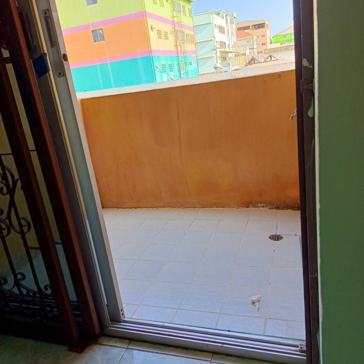 Bow Apartment — photo 2