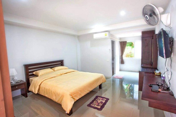 Condo — photo 5
