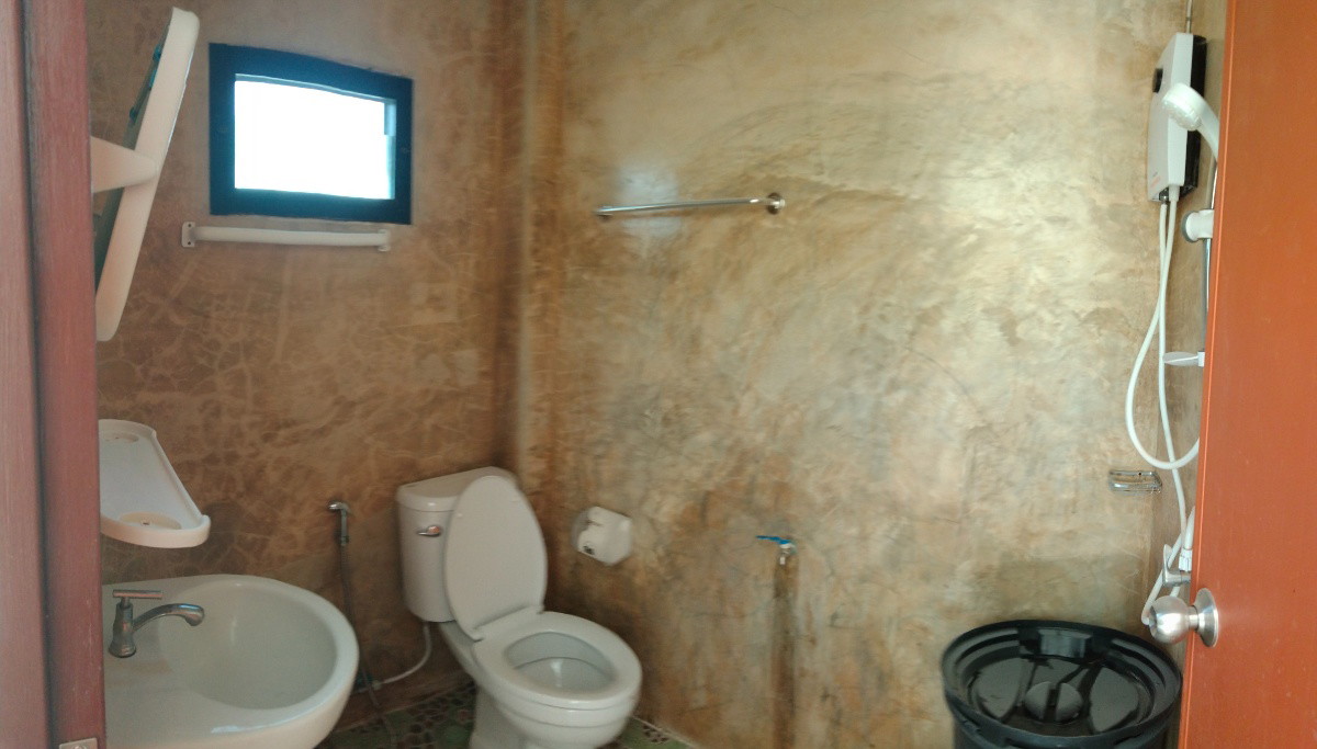 Condo — photo 3