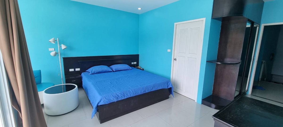 The Bedroom Kata Beach Phuket Apartment