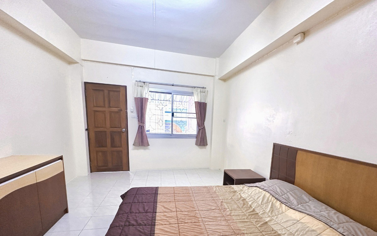Condo — photo 3