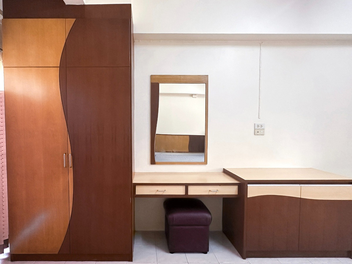 Condo — photo 2