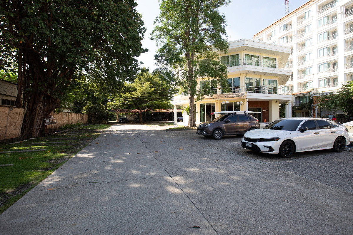 Condo — photo 4