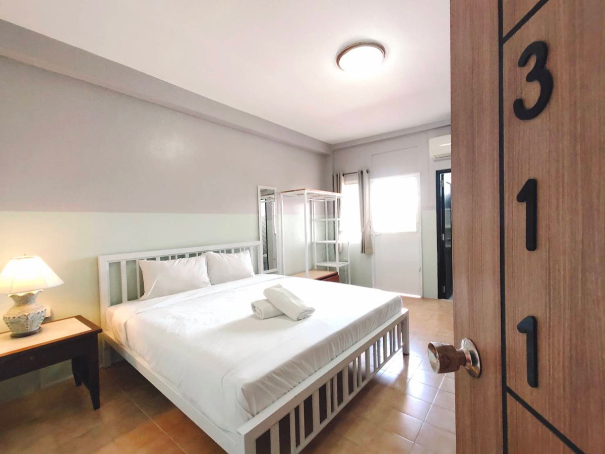 Rattana Apartment Chalong