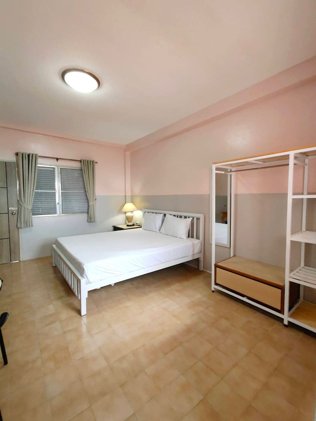 Rattana Apartment Chalong