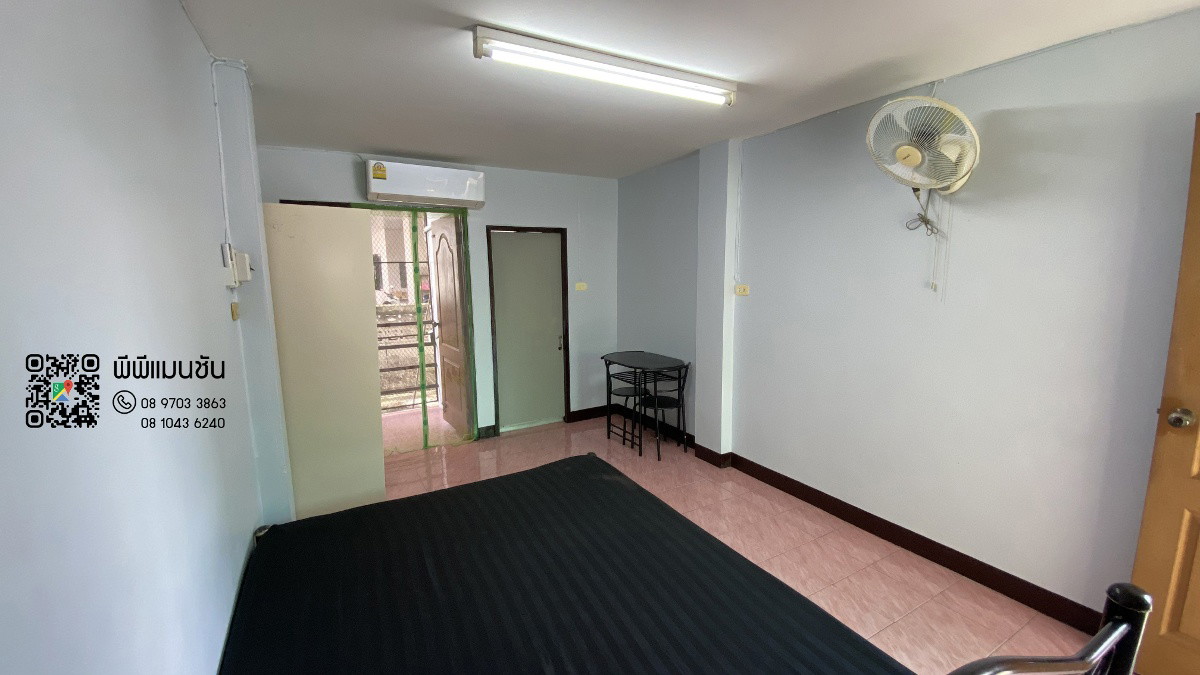 Condo — photo 2