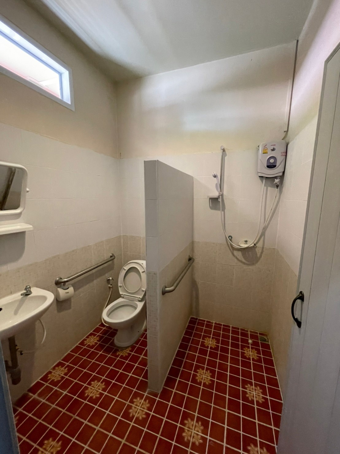Condo — photo 5