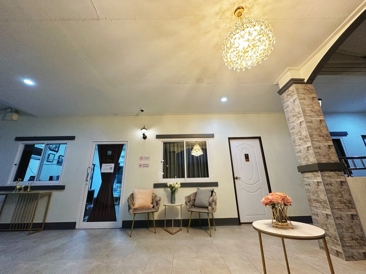 Condo — photo 5