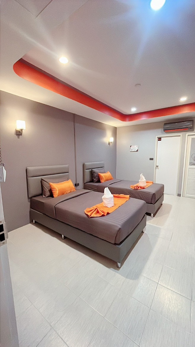 Condo — photo 3