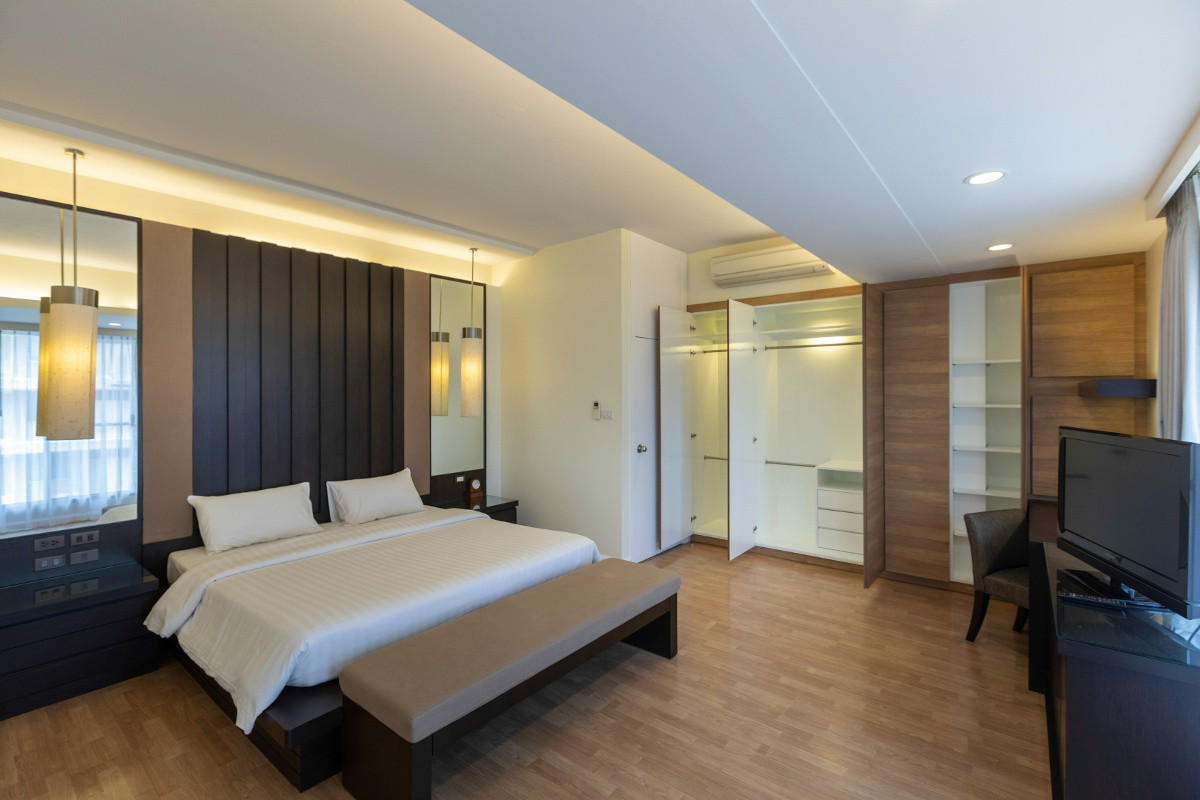 Condo · Watthana, bangkok — photo 1