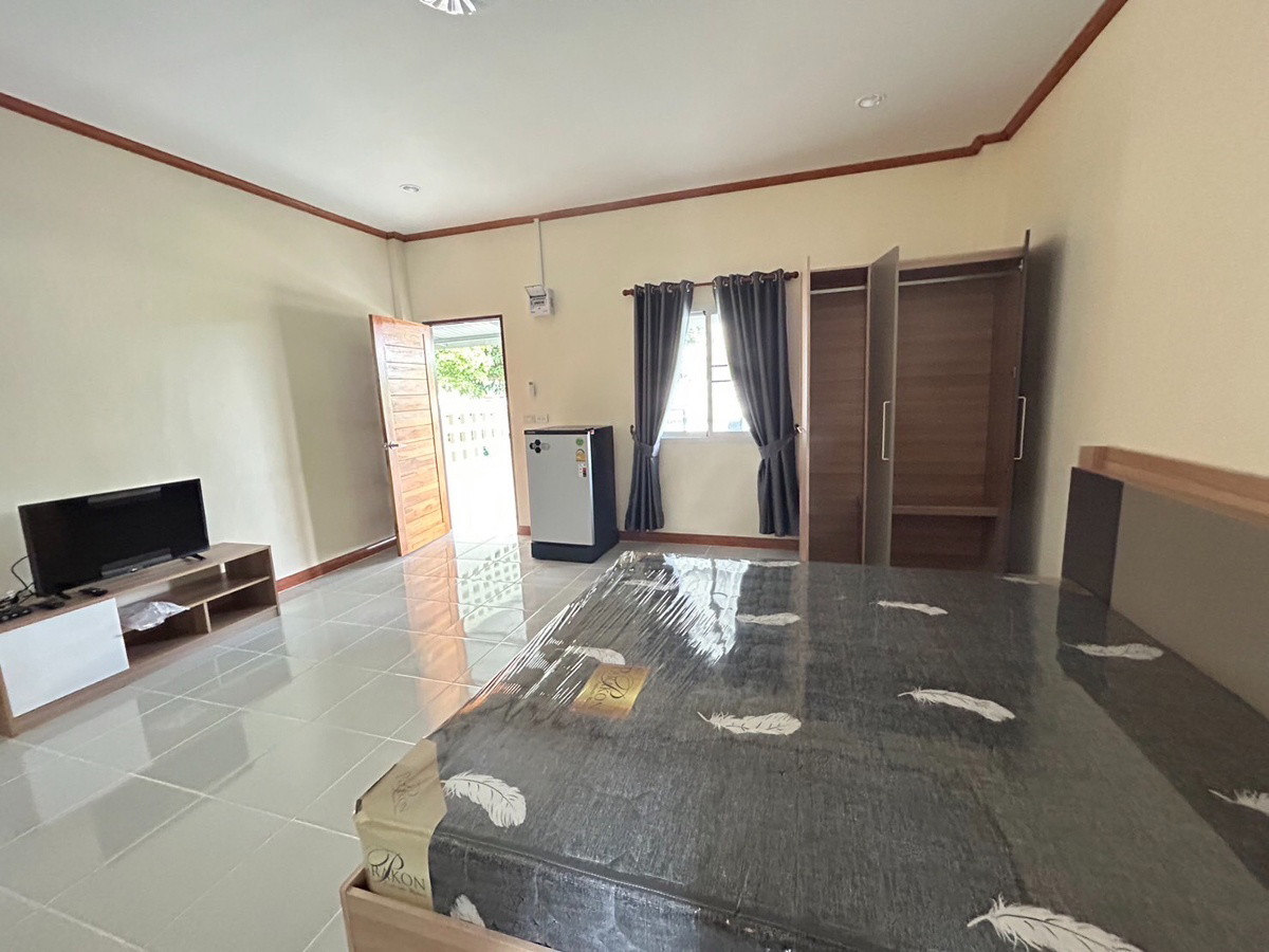 Condo — photo 3
