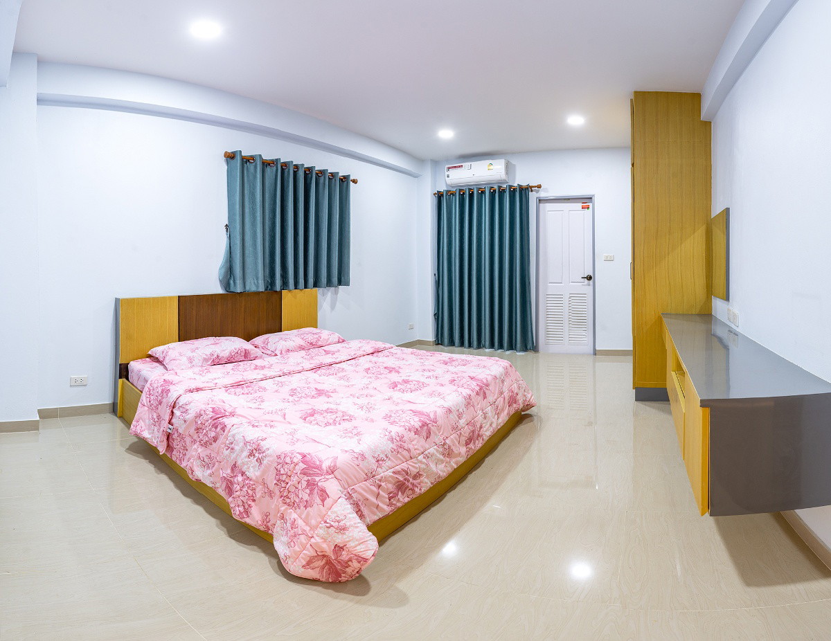 Condo · Bang Phli — photo 5