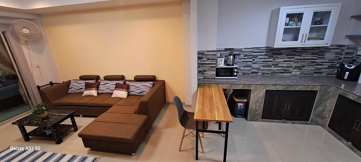 Pictures of Fully furnished apartments for rent, Tv Room with kitchen, 1 Bedroom with  bathroom 1/11