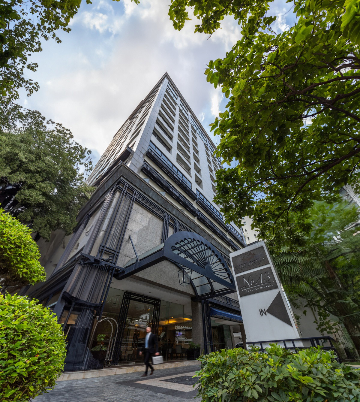 Condo · Pathum Wan, bangkok — photo 2