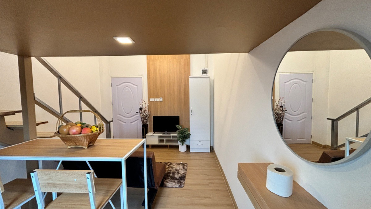 Condo · Mueang Samut Prakan — photo 2