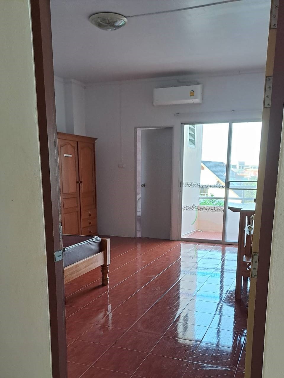 Condo — photo 3