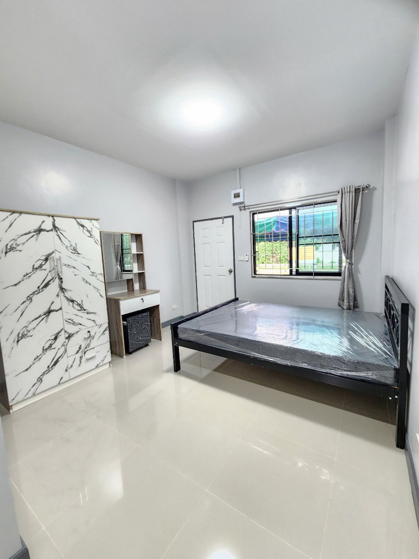 Condo — photo 2