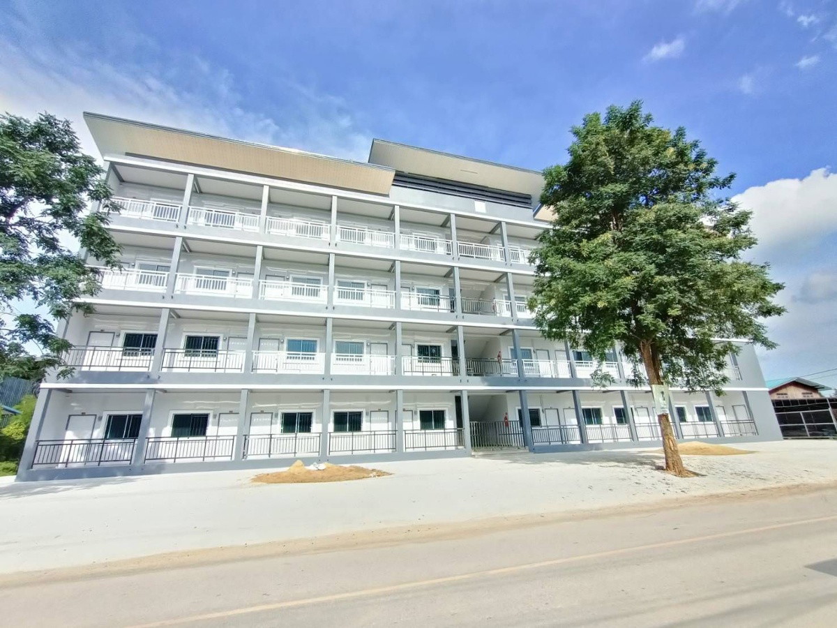 Condo — photo 1