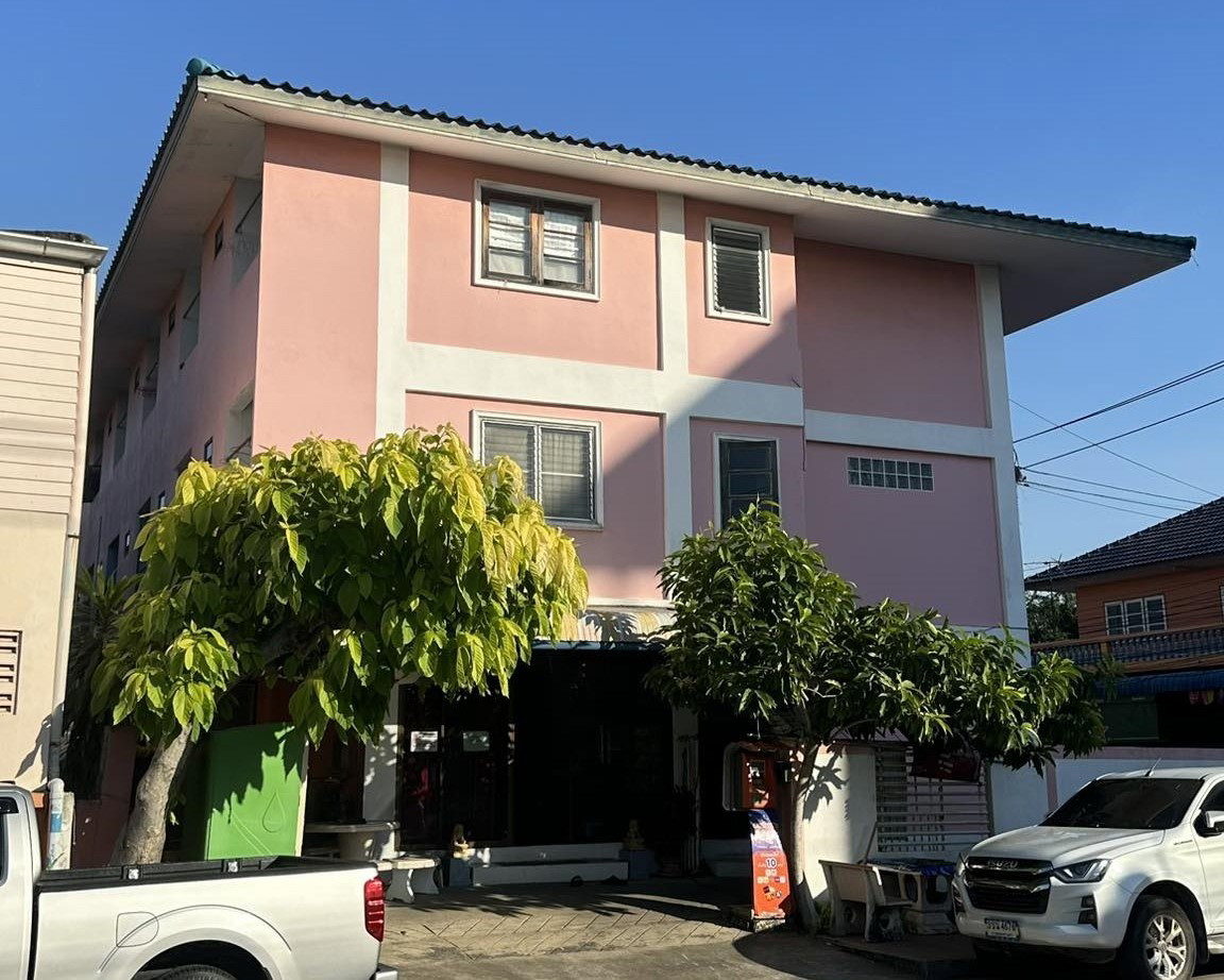 Condo · Bang Phli — photo 1