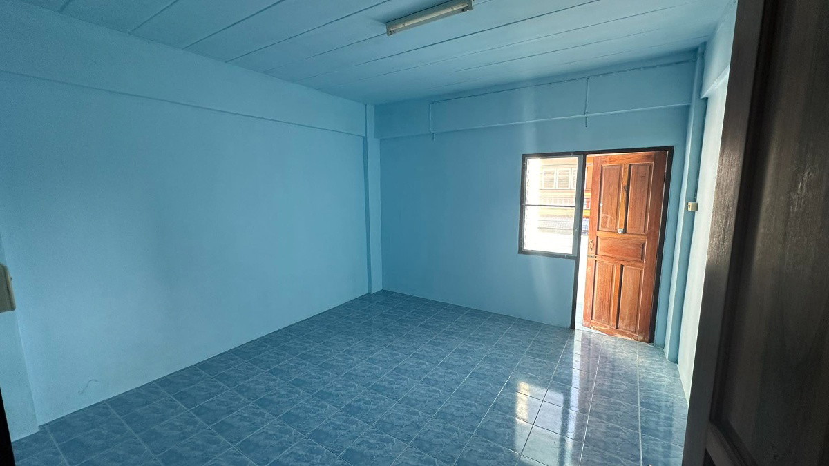 Condo · Bang Phli — photo 4