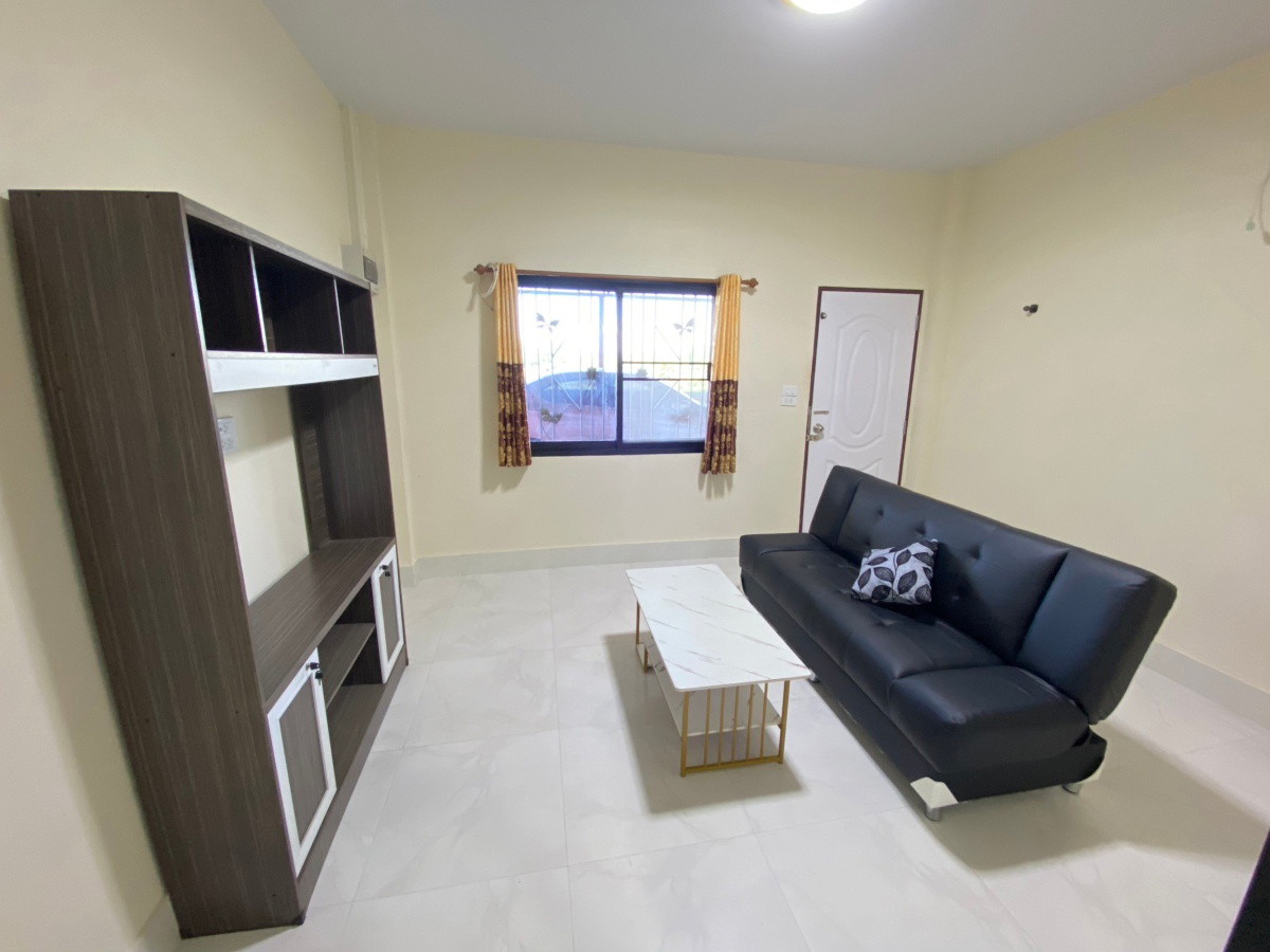 Condo — photo 2