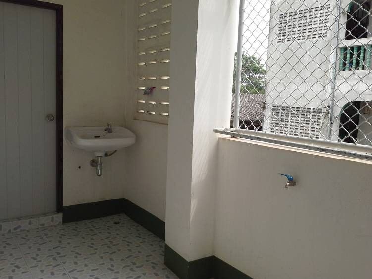 Condo — photo 3