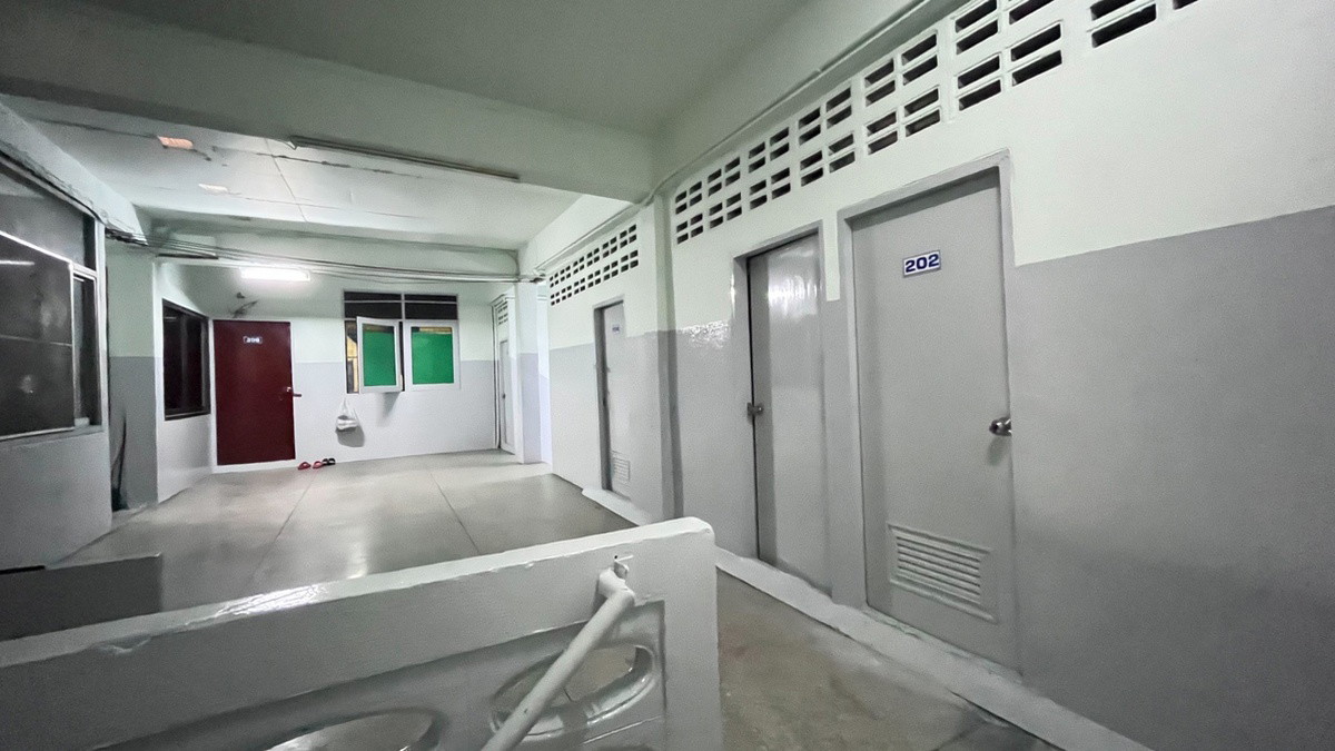 Condo · Mueang Samut Prakan — photo 4
