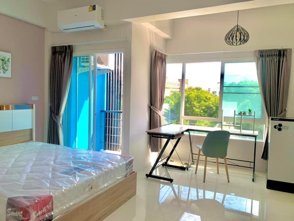 Condo · Mueang Chon Buri, chon_buri — photo 1