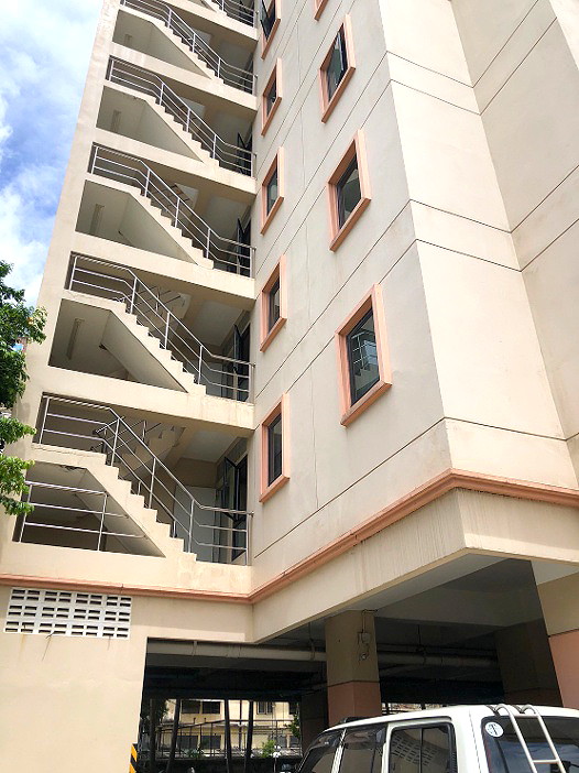 Pictures of Thepee Mansion 10/16