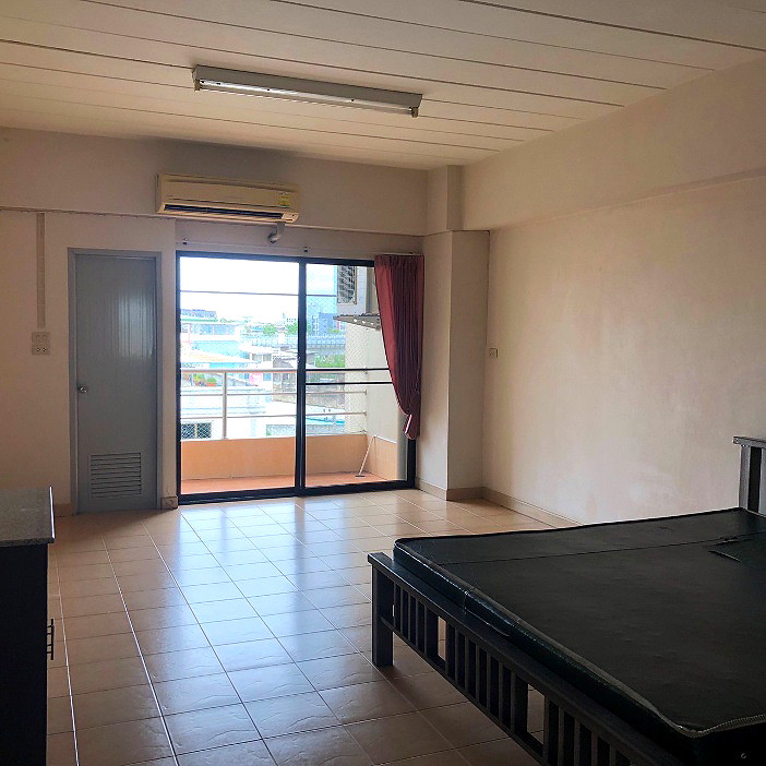 Pictures of Thepee Mansion 7/16