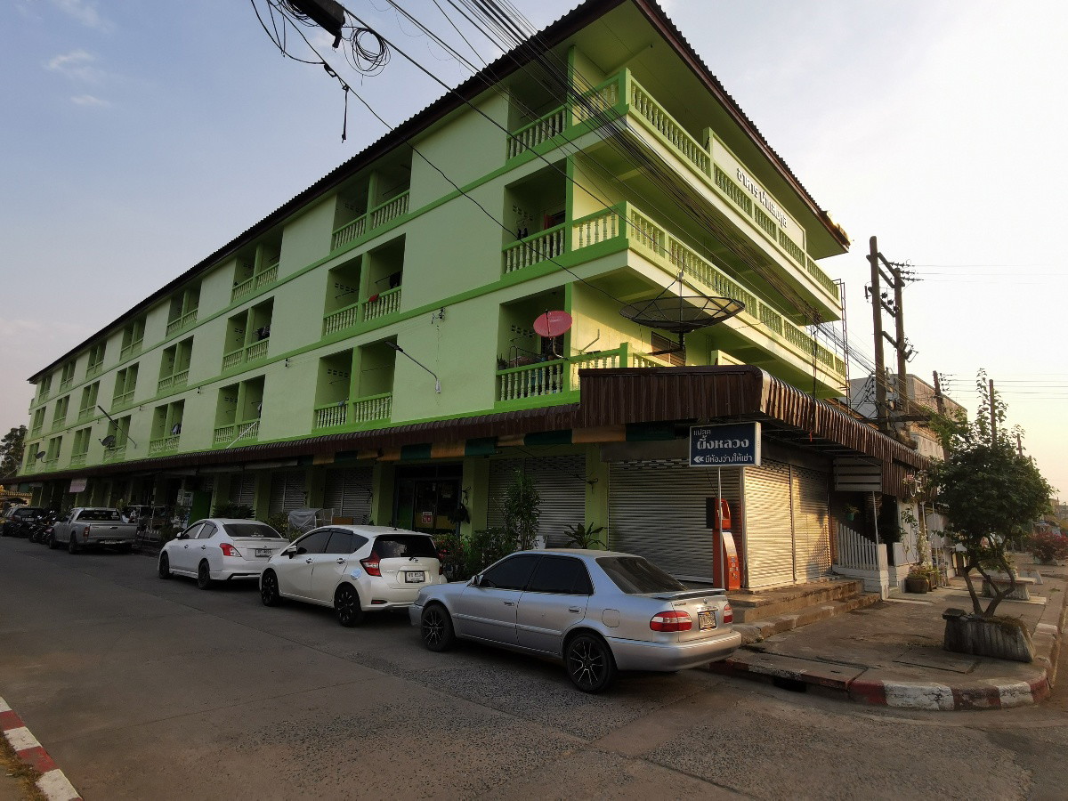 Condo — photo 3