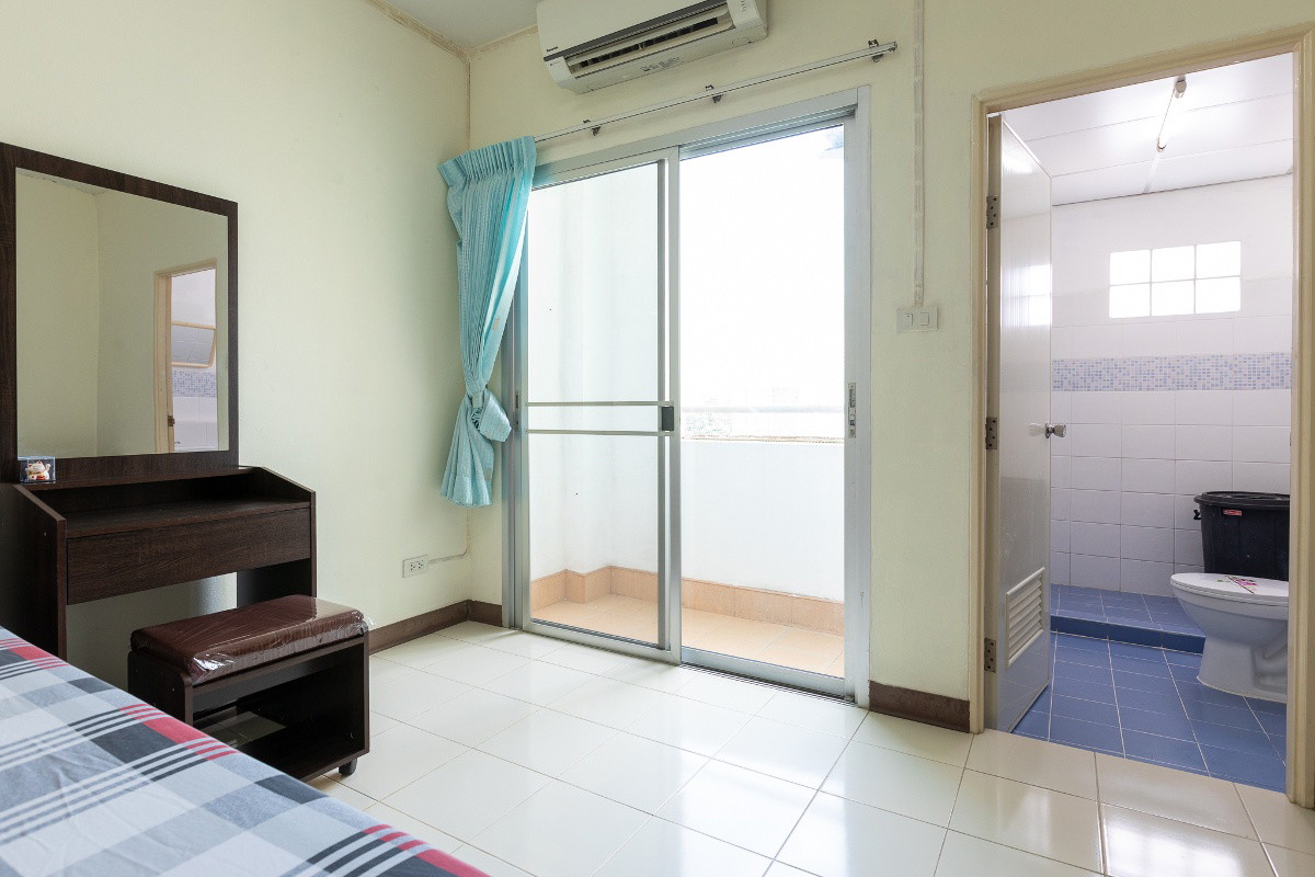 Condo · Bang Sue, bangkok — photo 5