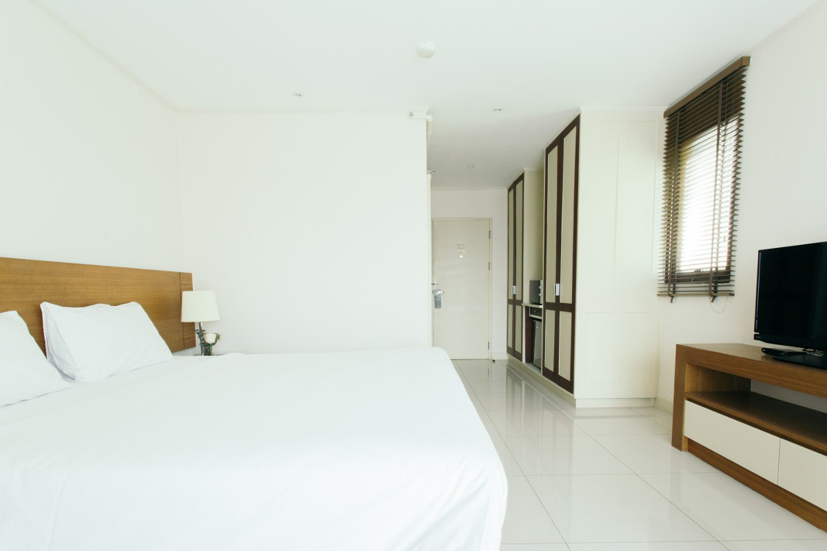 Condo · Bang Kapi, bangkok — photo 1
