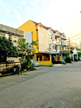 Pictures of Choms House  @Sapanmai 14/38