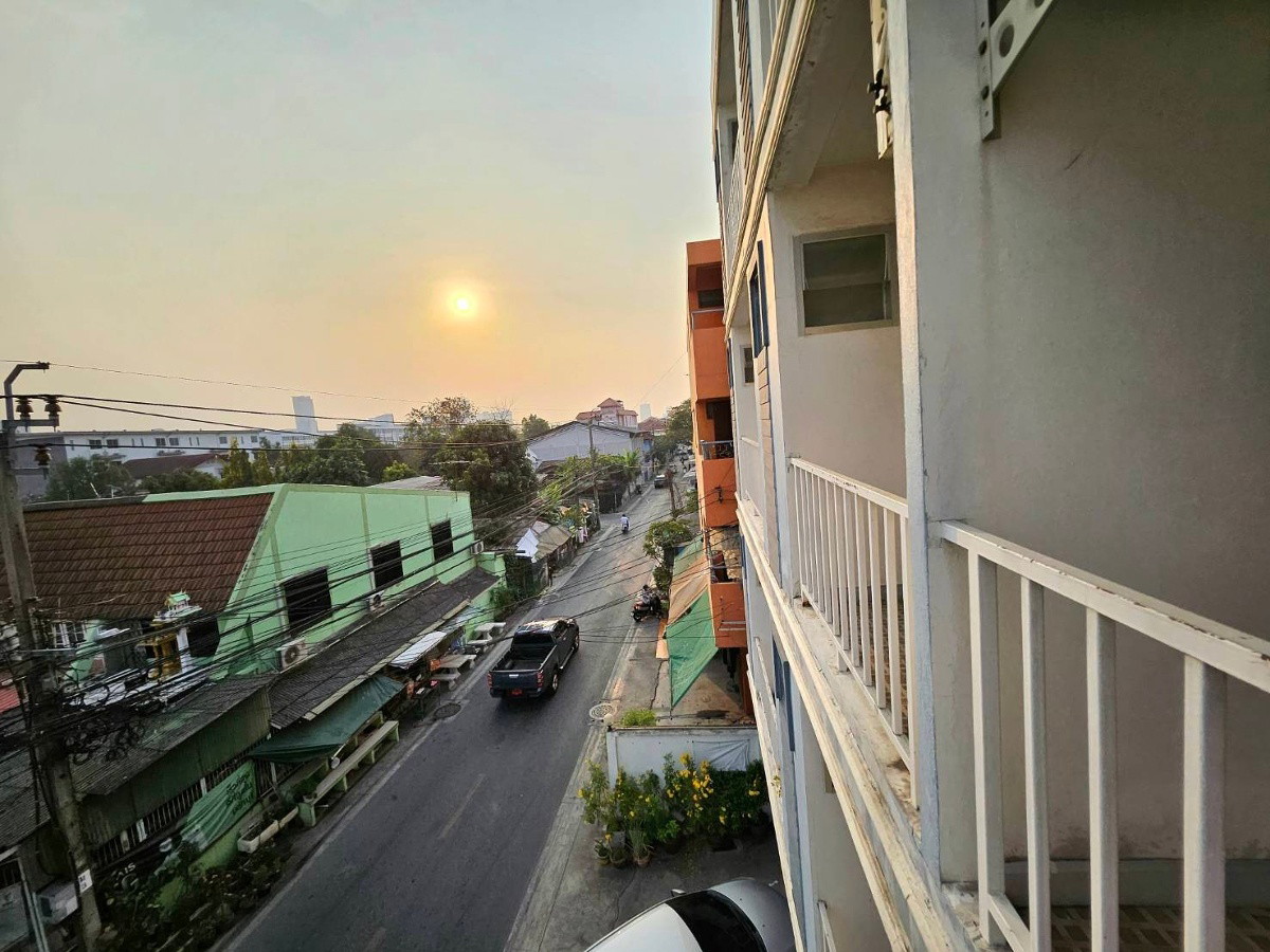 Condo · Mueang Nonthaburi — photo 4