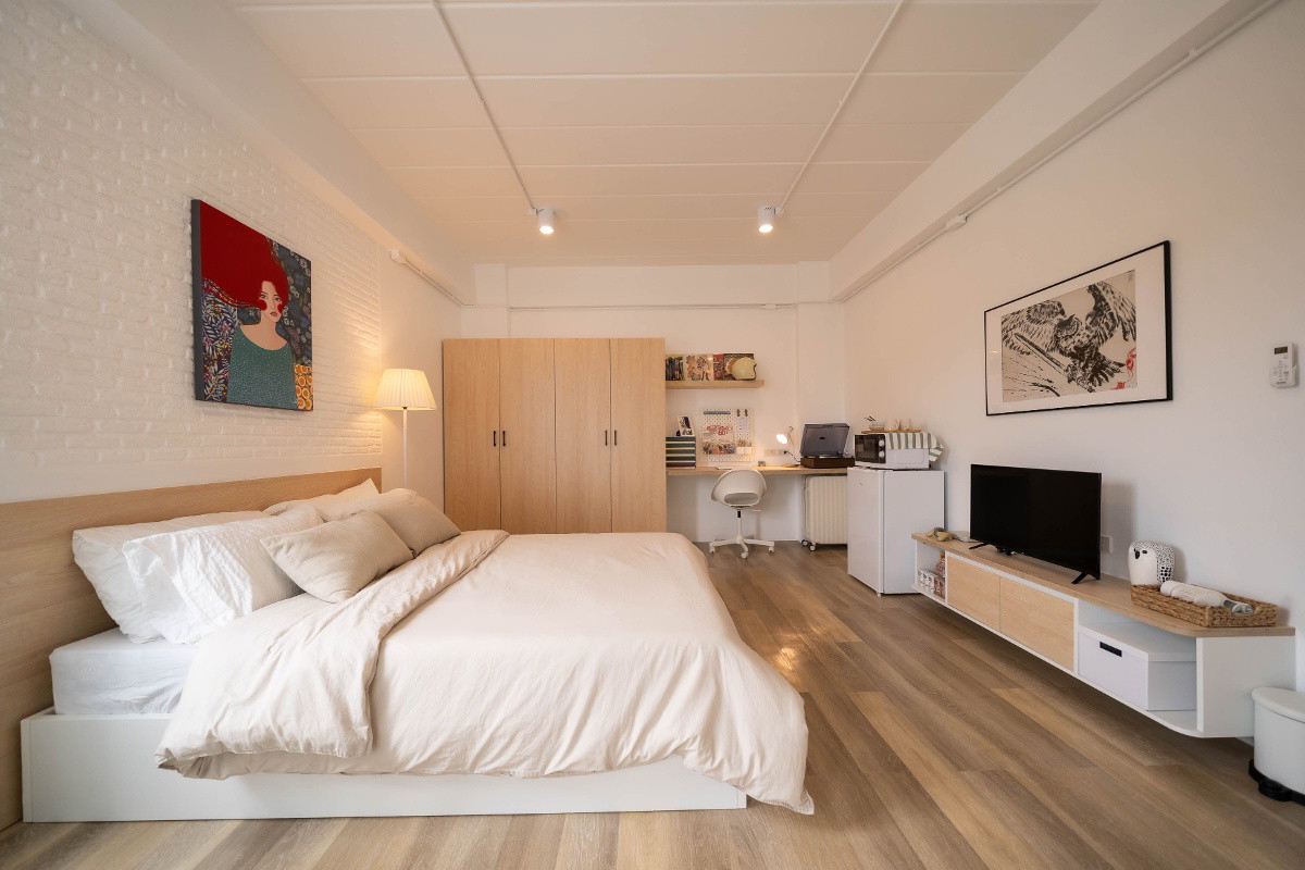 Condo — photo 1