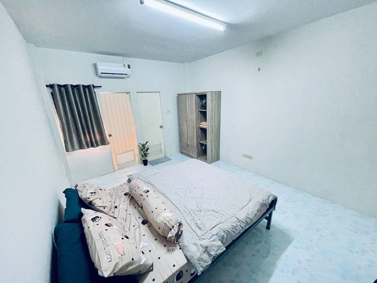 Condo — photo 2