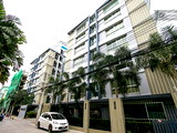 THE PRIZE opposite Kasetsart University 1st DOOR on Ngamwongwan rd. - Kasetsart University Short Term Rental