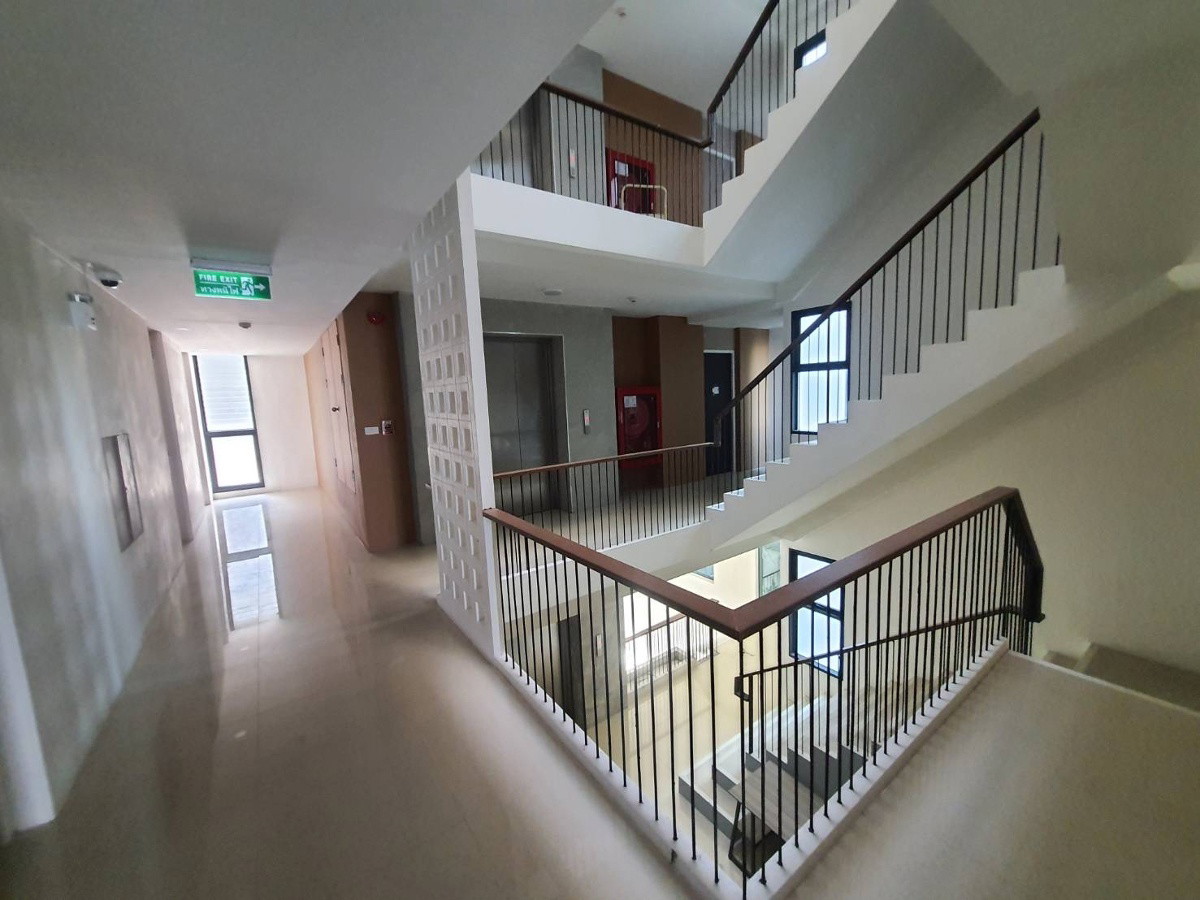 Condo · Huai Khwang, bangkok — photo 4