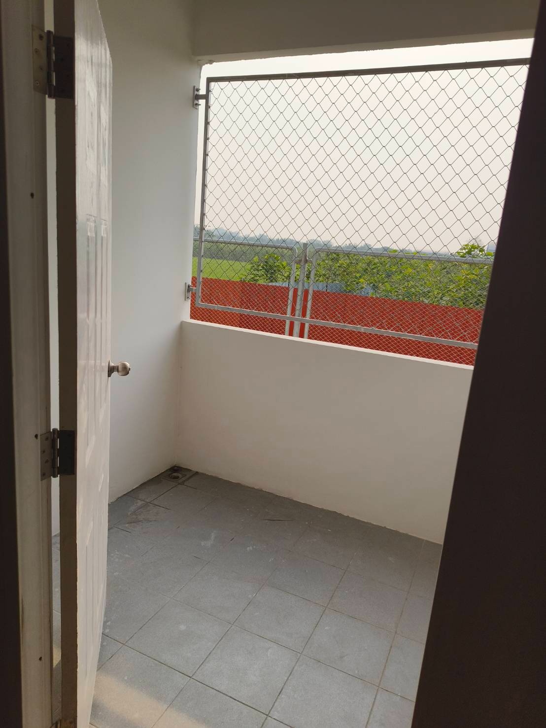 Condo — photo 2