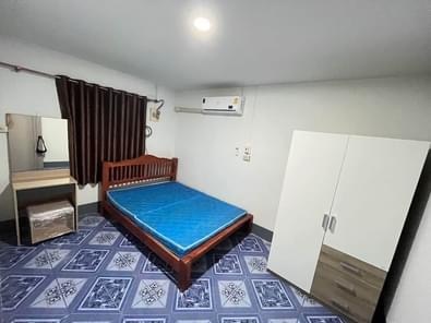Condo — photo 1
